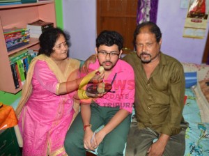 মাধ্যমিক পরীক্ষায় প্রথম স্থানাধিকারি নেতাজী স্কুলের আকাশদ্বীপ দে।